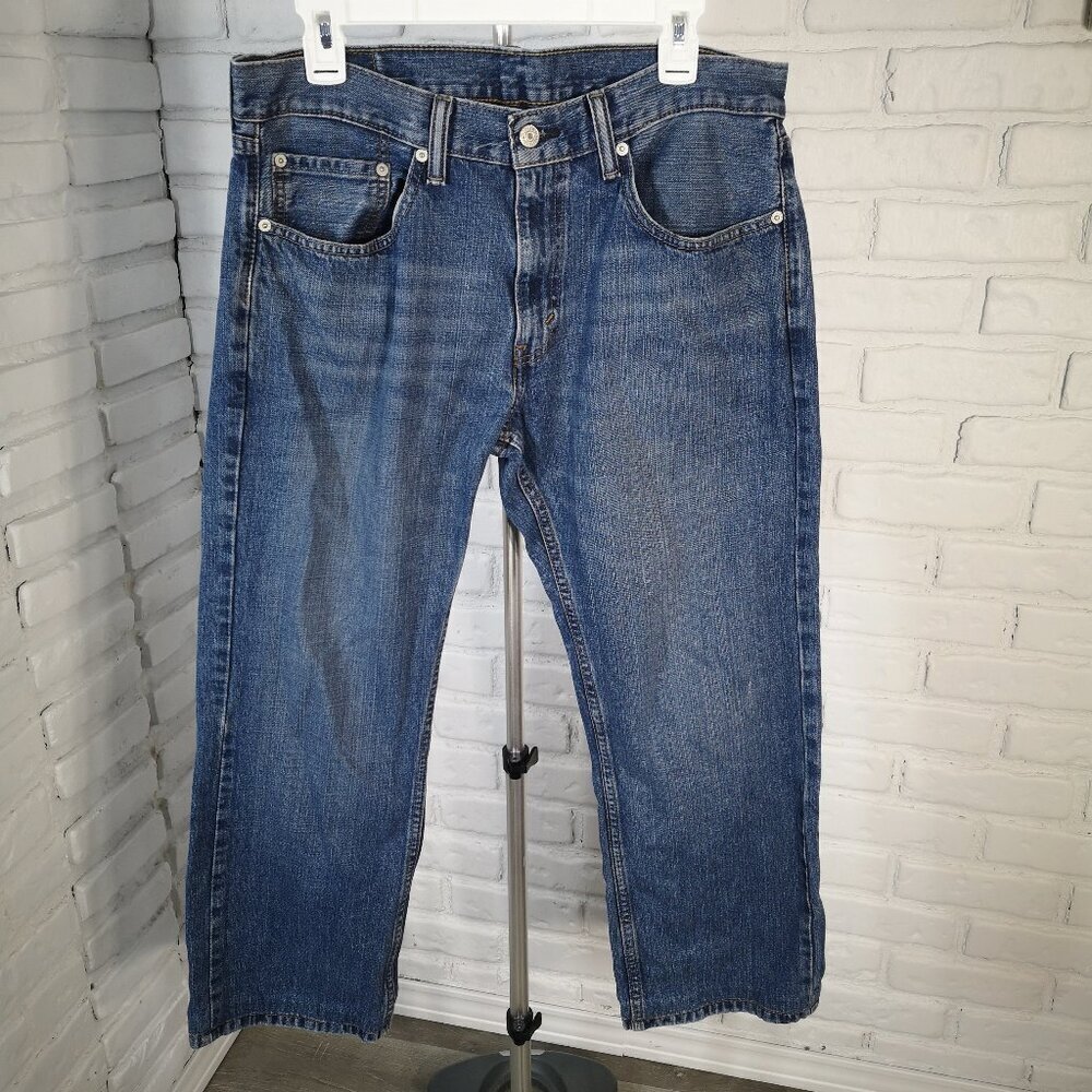 Levi's 559 Men's Size 33 Medium Wash Zipper & Button Closure Blue Jeans